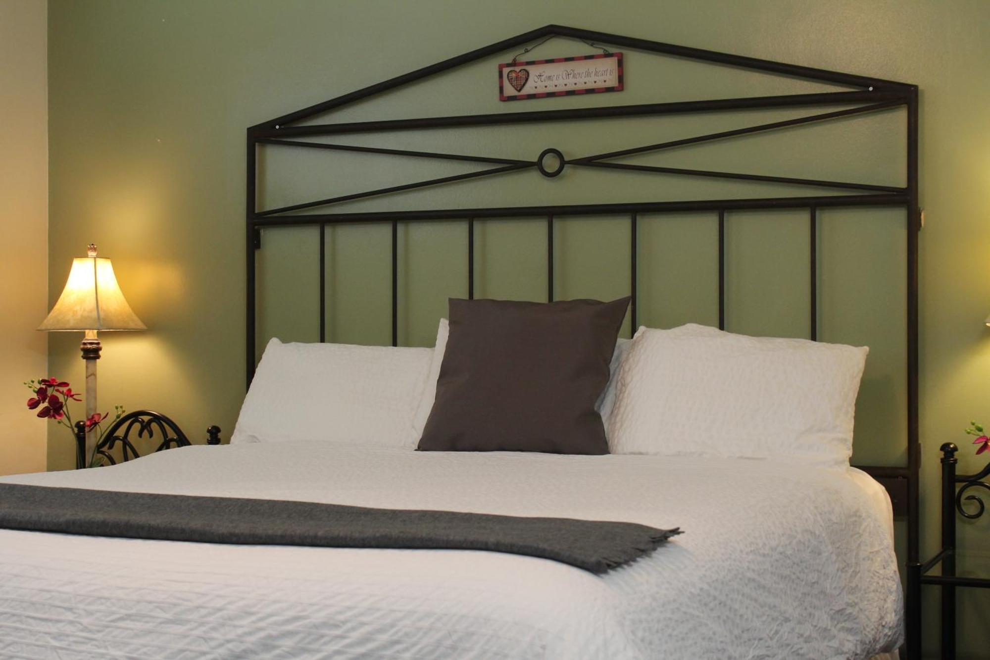El Rancho Motel Бишоп Экстерьер фото